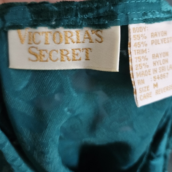 Vintage VICTORIAS SECRET Gold Label Velvet Teddy Lingerie Romper - Picture 2 of 5